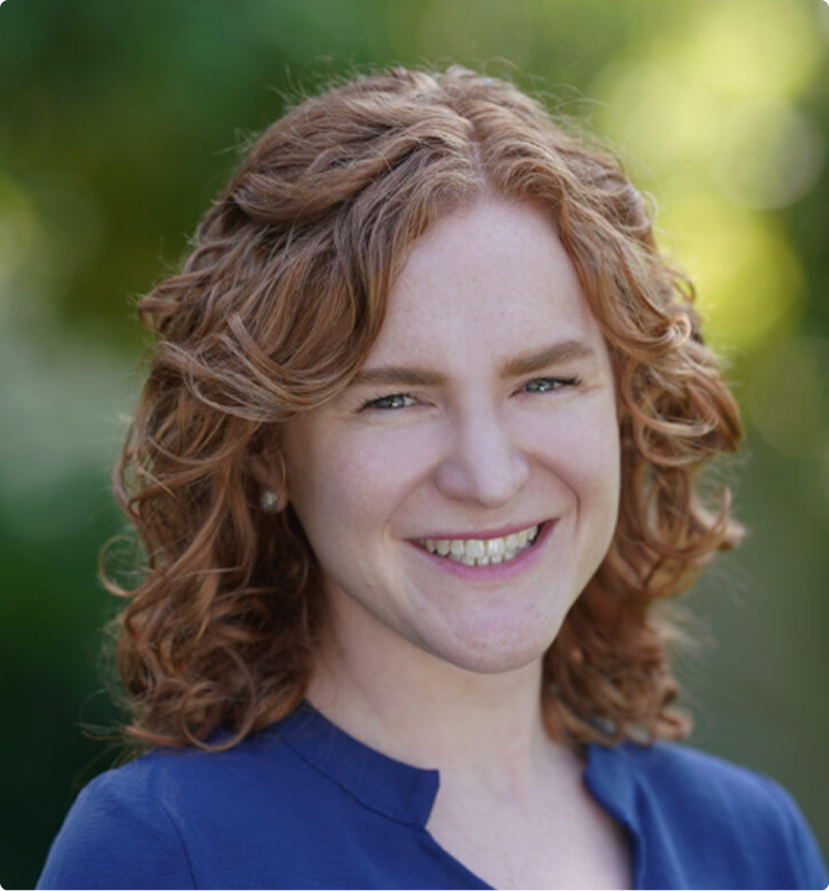 Kathryn Headshot